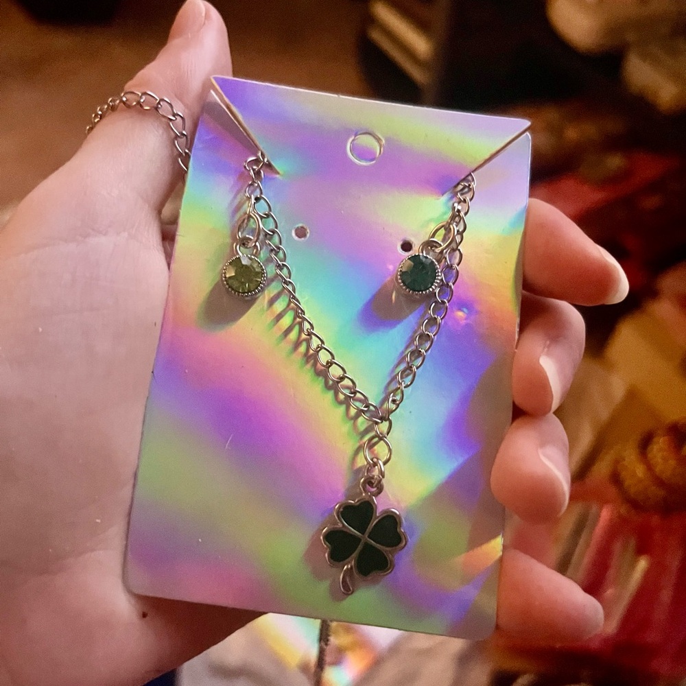NEW Silver Chain Necklace with Green Clover Pendant